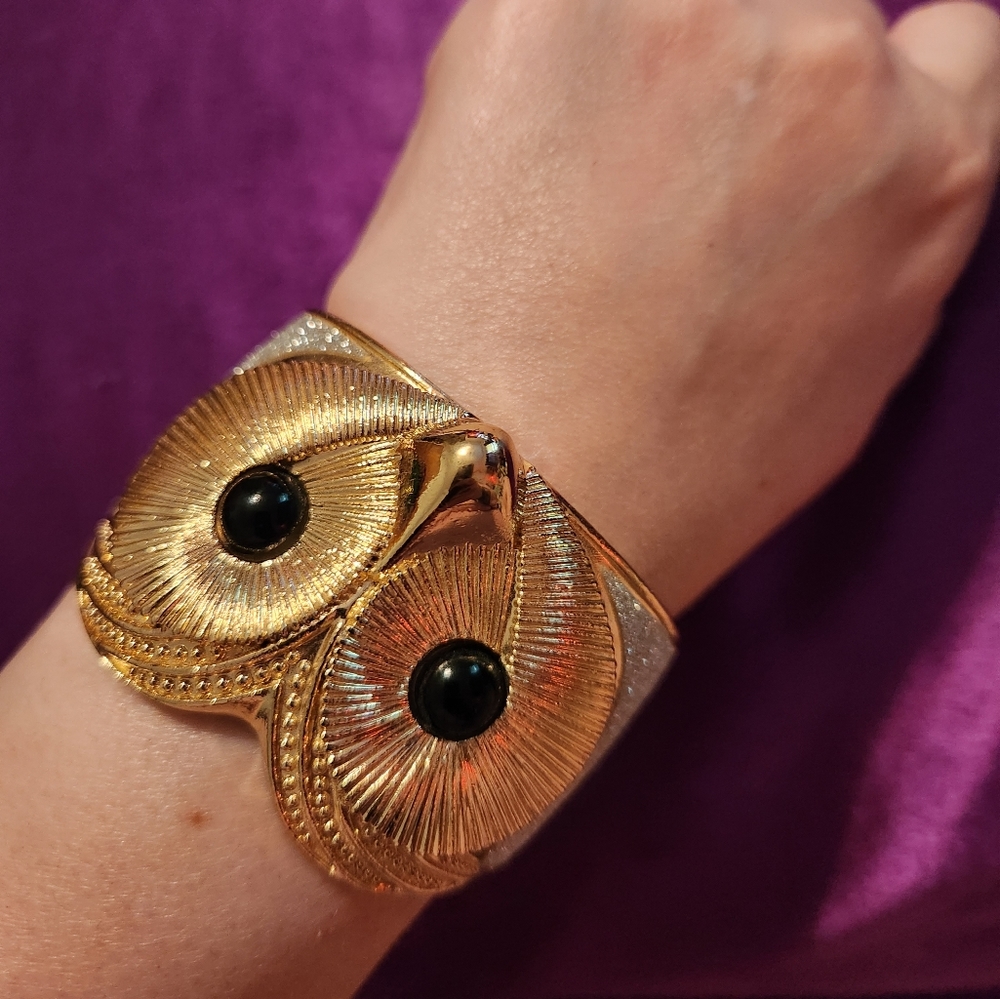 Unique owl bracelet